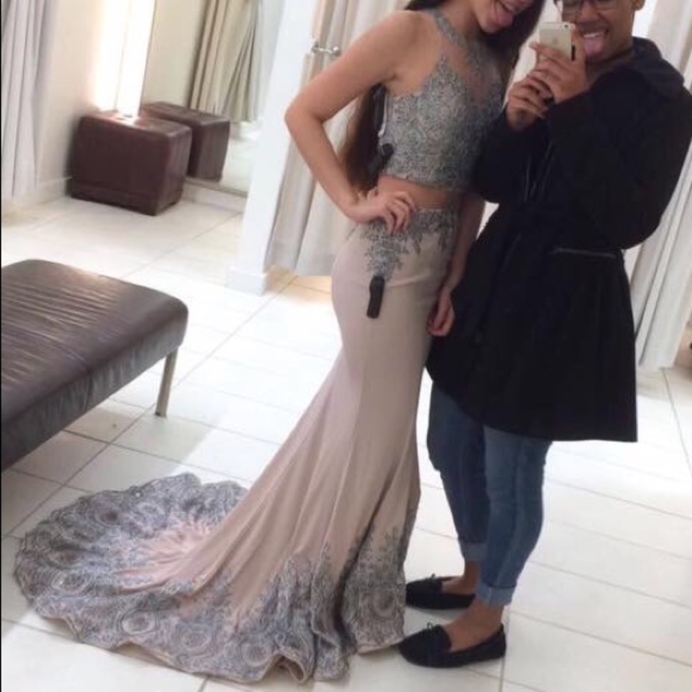 Prom dress